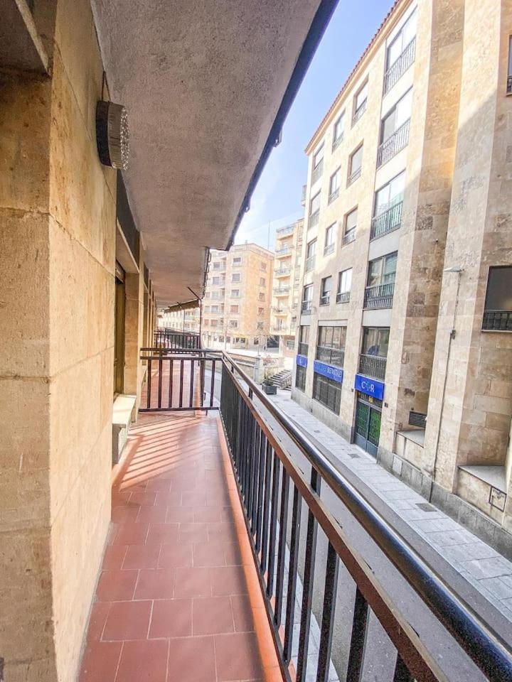 Residencial Leyra, Piso Centrico De 6 Habitaciones, 8 Camas Salamanca Exterior foto